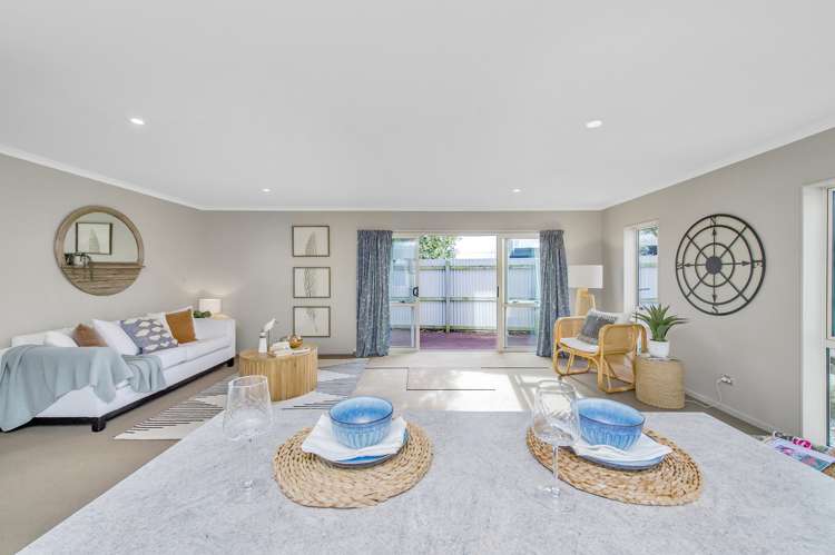 64 Park Terrace Waikuku Beach_12