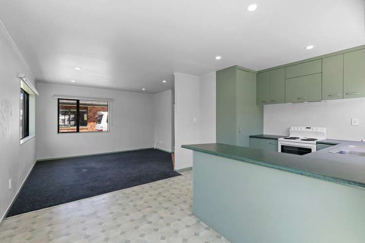 30A and B Ararino Street Trentham_8