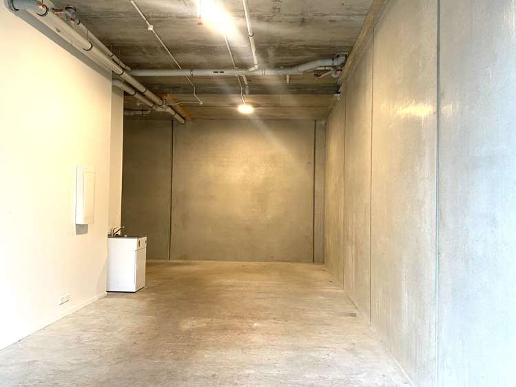 B6/18 Oteha Valley Road Extension Albany_22