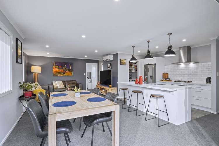 13 Kimbolton Street Rototuna North_8