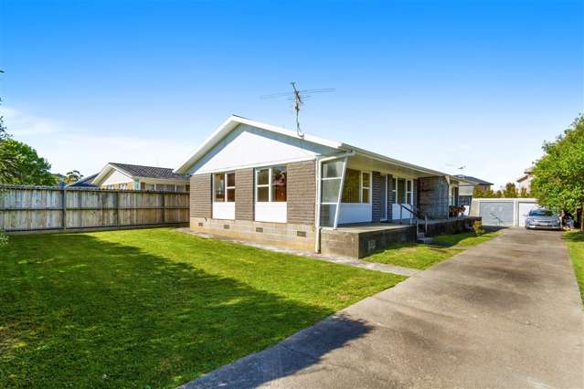 1/120 Te Atatu Road Te Atatu South_1