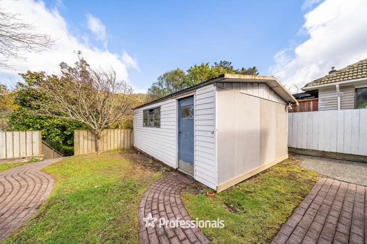 98 Wood Street Wainuiomata_18