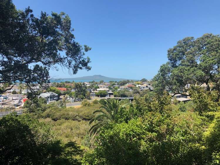 2/13 Prospect Terrace Milford_17