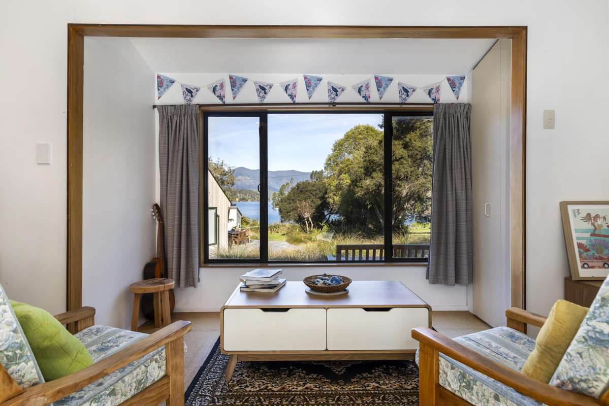 1 West Bay, Lochmara Bay_0