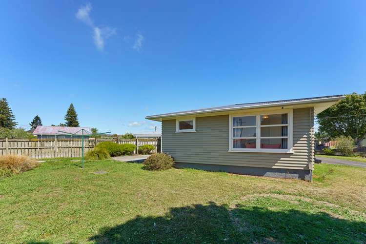 14 Totara Street Otaki_15