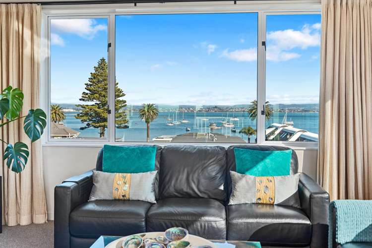 21/12 Maunganui Road_1