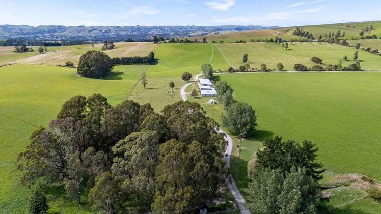 220 Tiffin Road Carterton_7