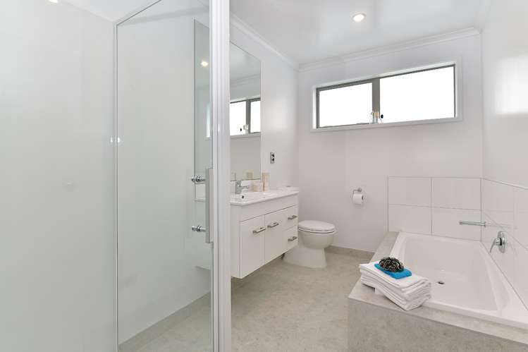 4 Ian Gordon Lane Orewa_10