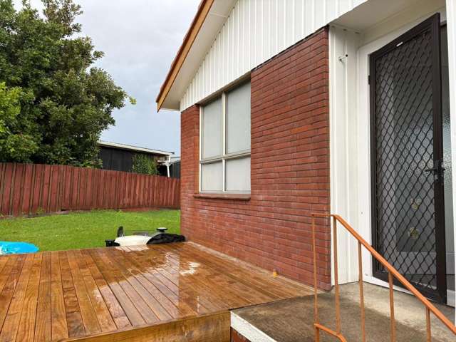 1/14 Camrose Place Glenfield_1