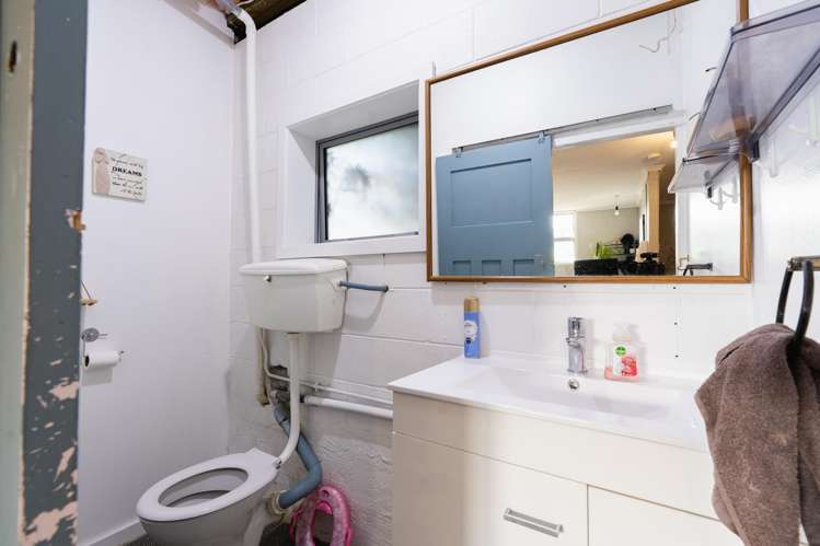 24 Leary Street Kenmure_31