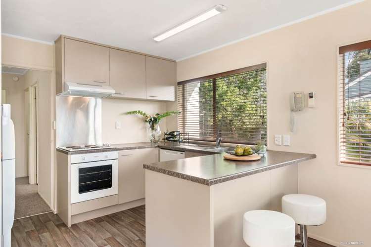 2/139a Mokoia Road Birkenhead_5