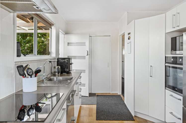 13 McClintock Road Massey_8