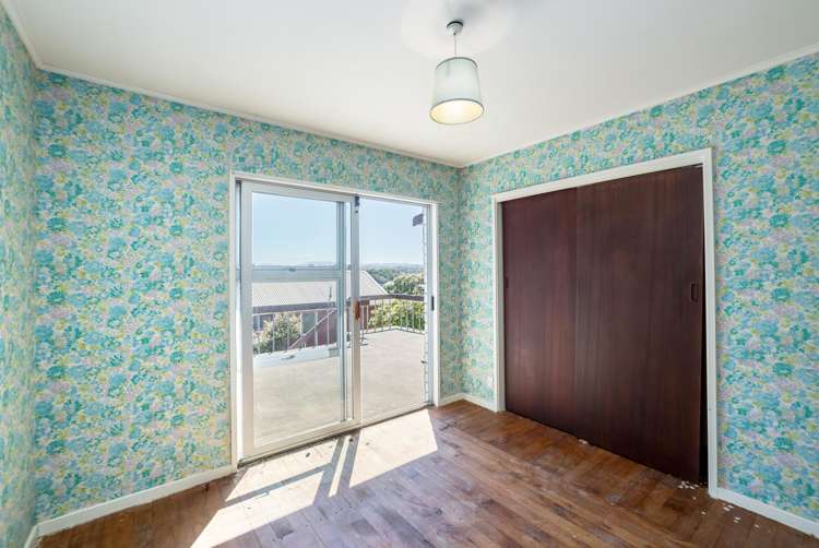 13 Rembrandt Avenue Tawa_24