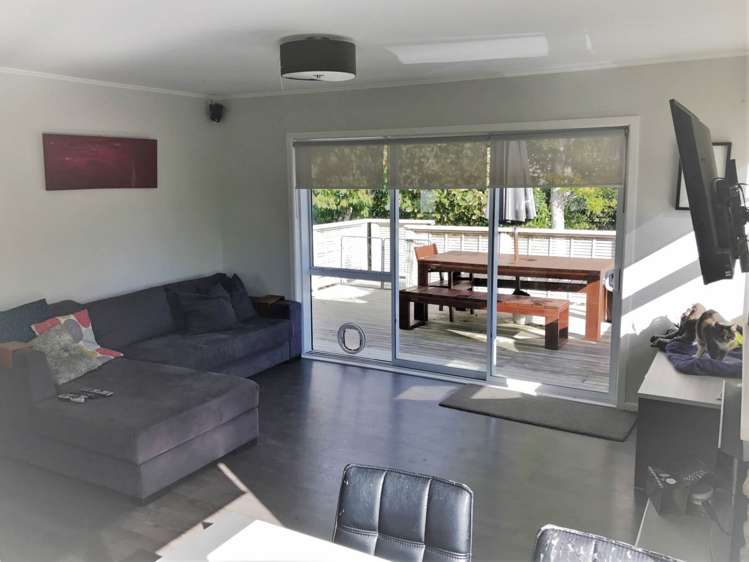 61 Divich Avenue Te Atatu South_2