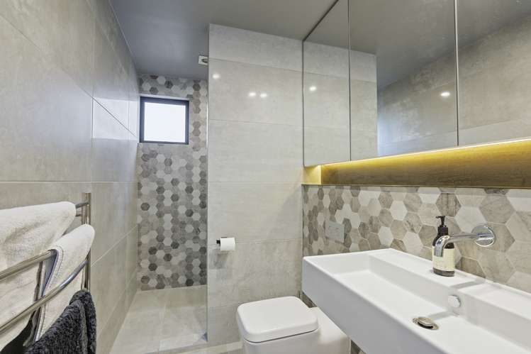 12 Edgeware Road Saint Albans_18