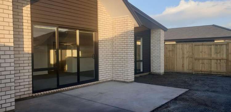 9 Tiria Drive 1131_13