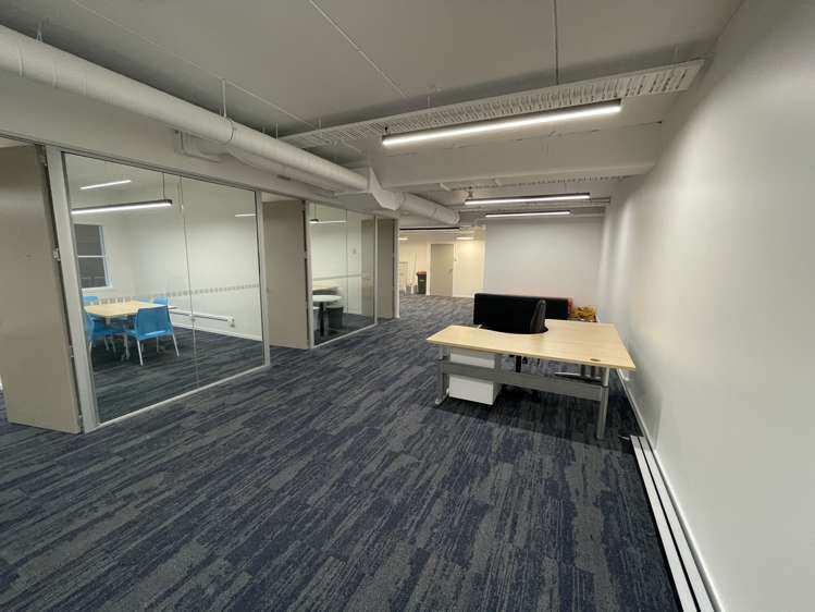 435 Khyber Pass Road Newmarket_3