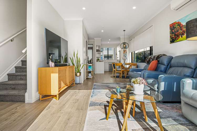 52 Walter Merton Road Hobsonville_6