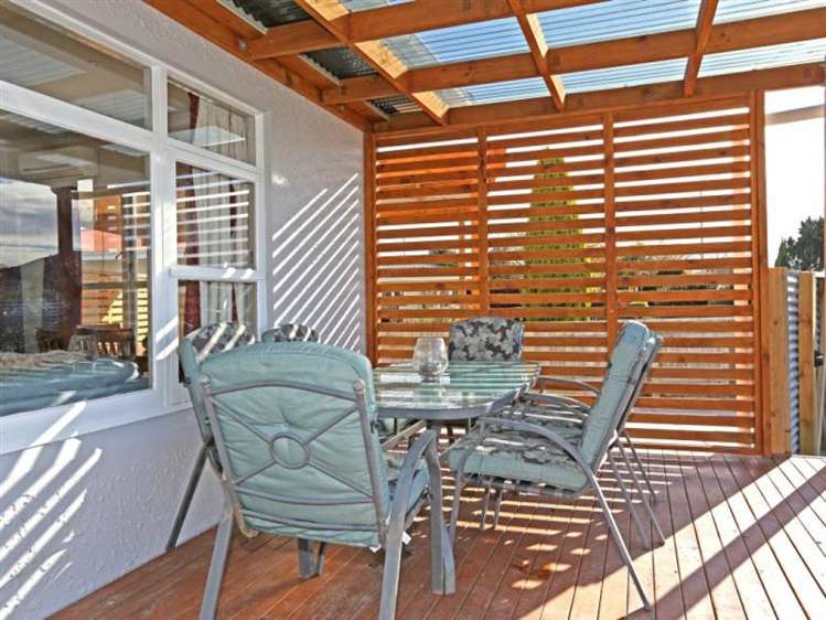 801 Maitland Crescent Mayfair_1