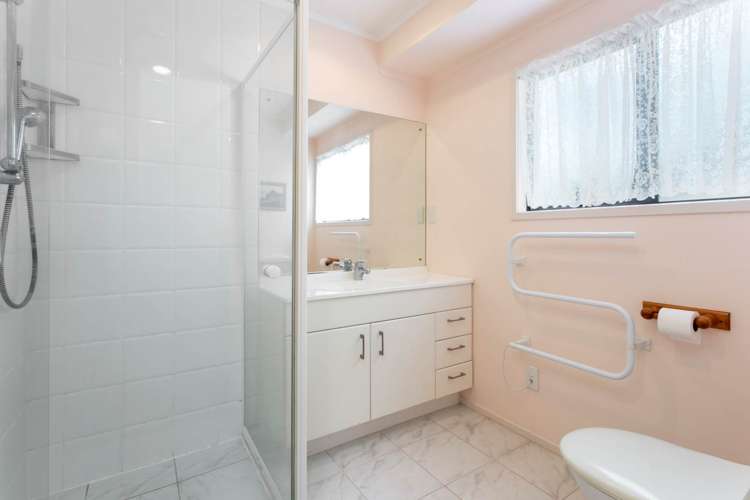 64 Regency Park Drive Gulf Harbour_12