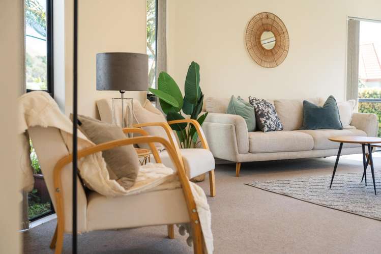 4 Regent Way Taradale_7