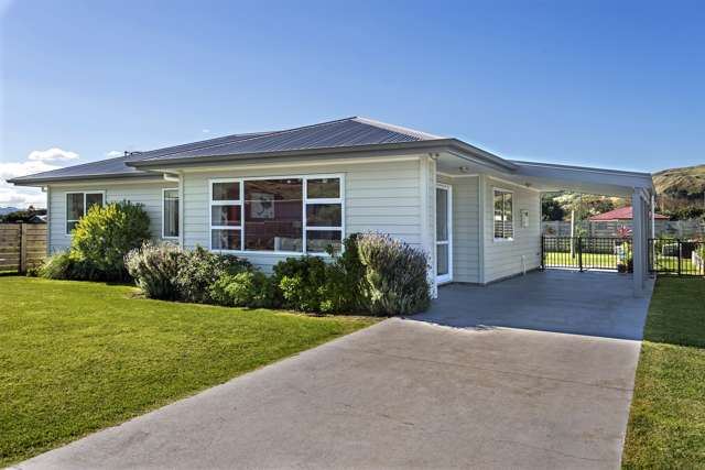 12 Ferris Crescent Wainui_1