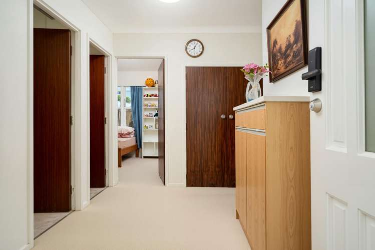 137 Tiroroa Avenue Te Atatu South_17