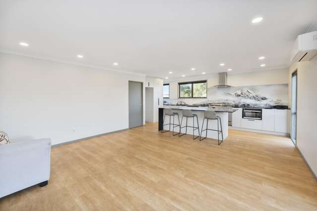 66 Anich Road Massey_2