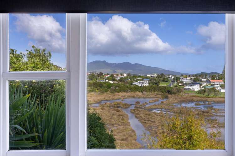 2 Rose Street Raglan_3