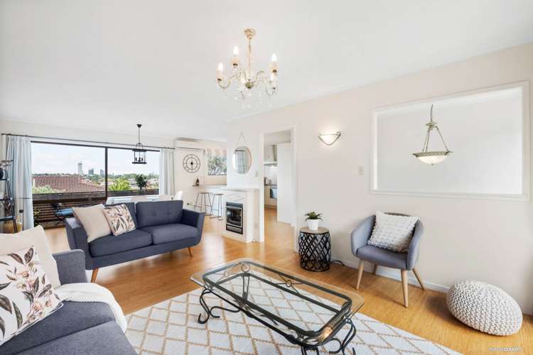 2/26a Tobruk Crescent Milford_9