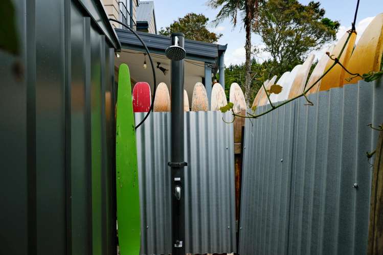 8 Chingford Road Lake Rotoma_18