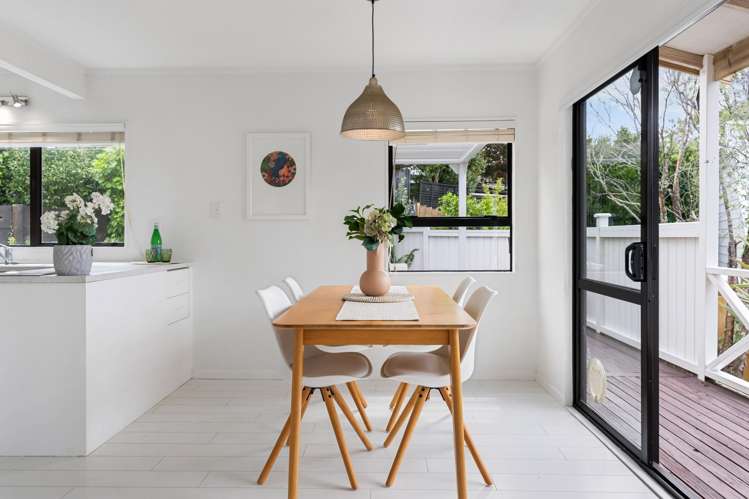 2/37 Alexander Avenue Torbay_8