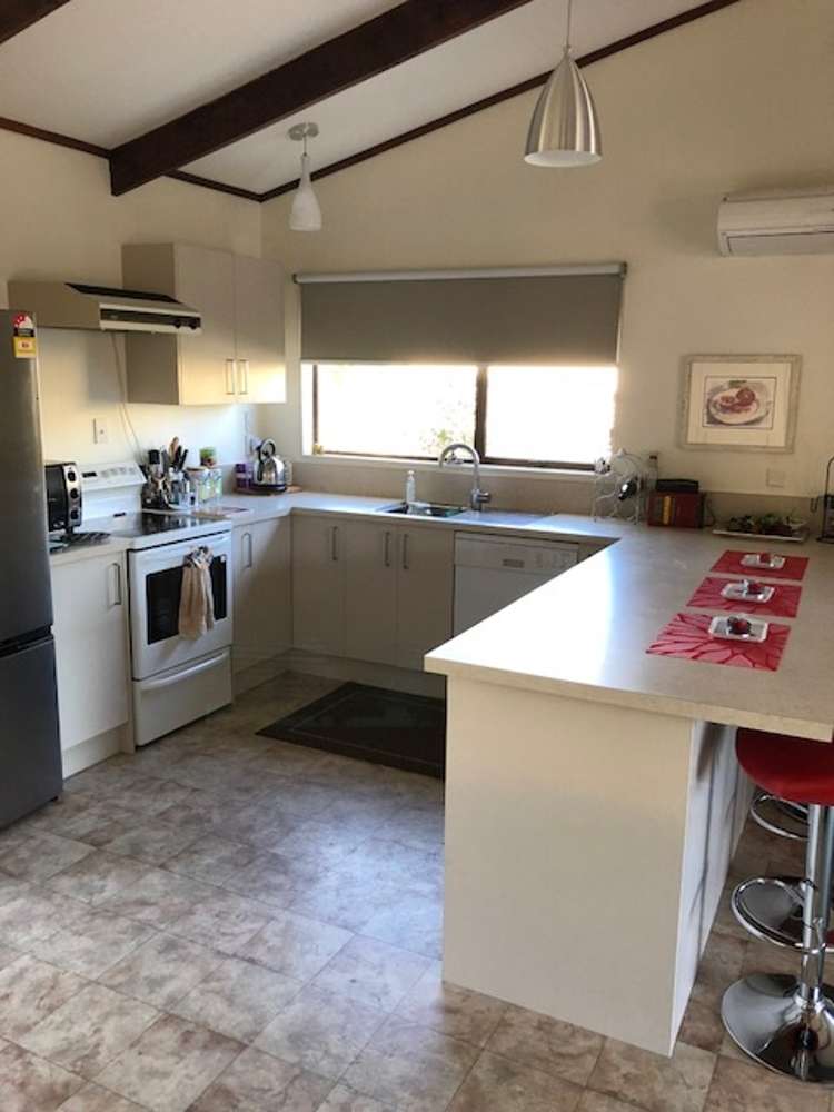 2/206 Annesbrook Drive 1927_2