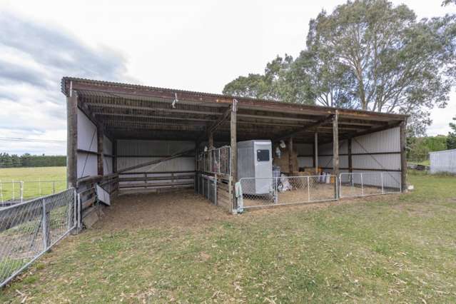 677 Woodstock Road Burnt Hill_3