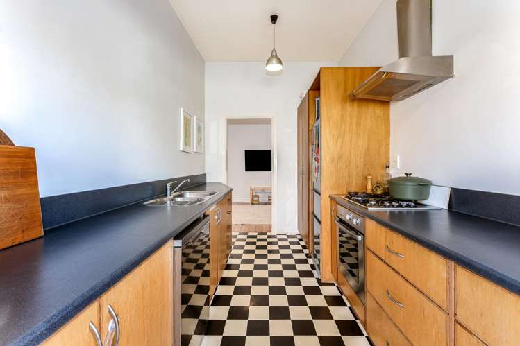 3 Waikato Street Island Bay_9