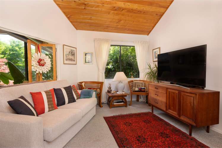 728 Whangamata Road Kinloch_13