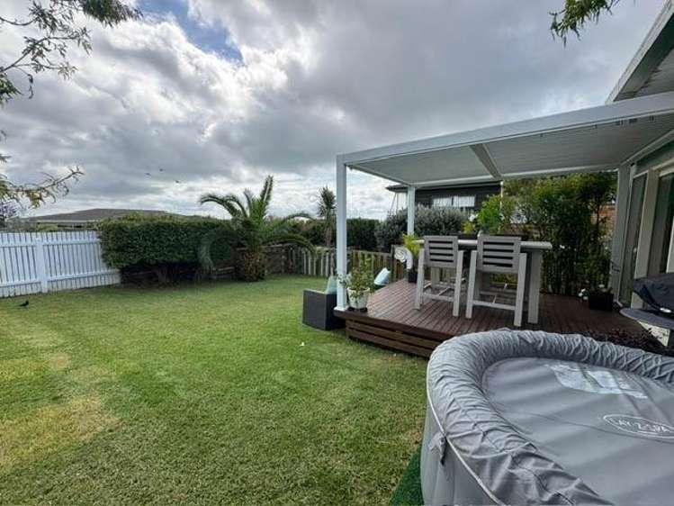 2/2 Maxwelton Drive Mairangi Bay_13