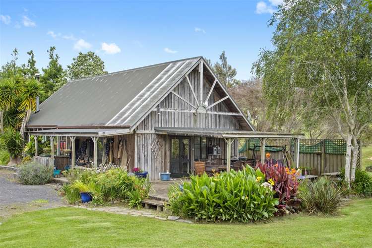 200 Highway 22 Pukekawa_20