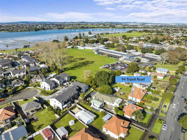 94 Tripoli Road Panmure_24
