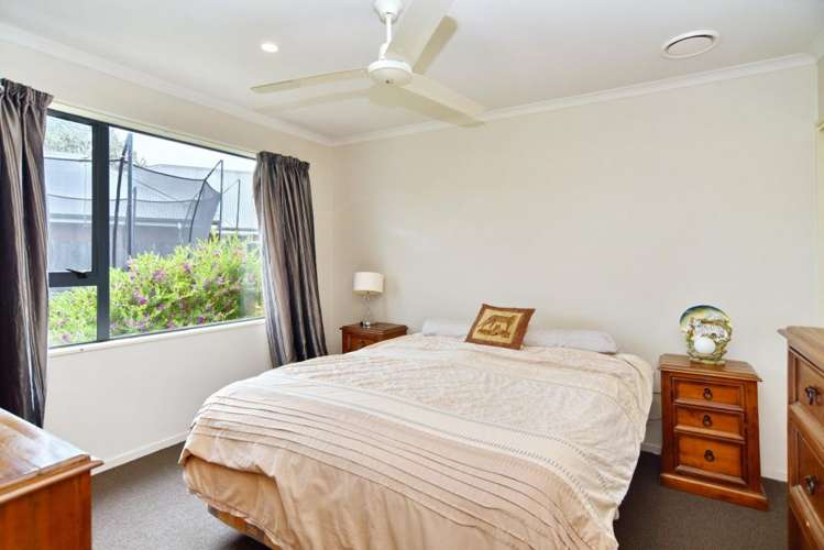 40 Smarts Drive Leithfield_10