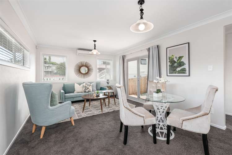 44 Tahi Terrace Glen Eden_7