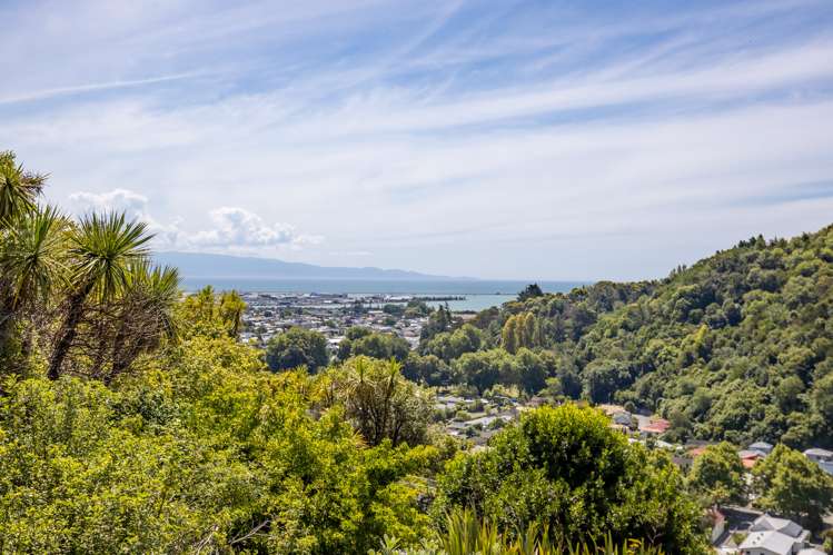 12 Atmore Terrace Maitai_19