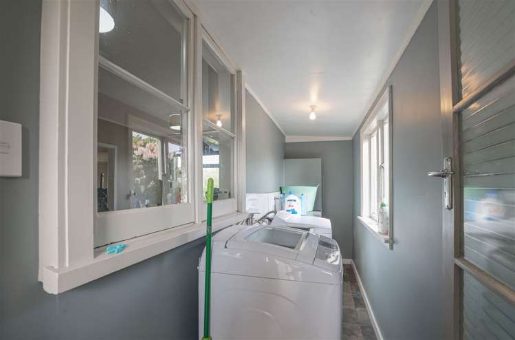 111 Creek Road Allenton_12