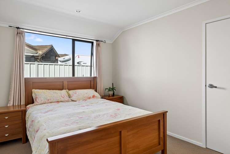 45 Sterling Park Lytton West_10