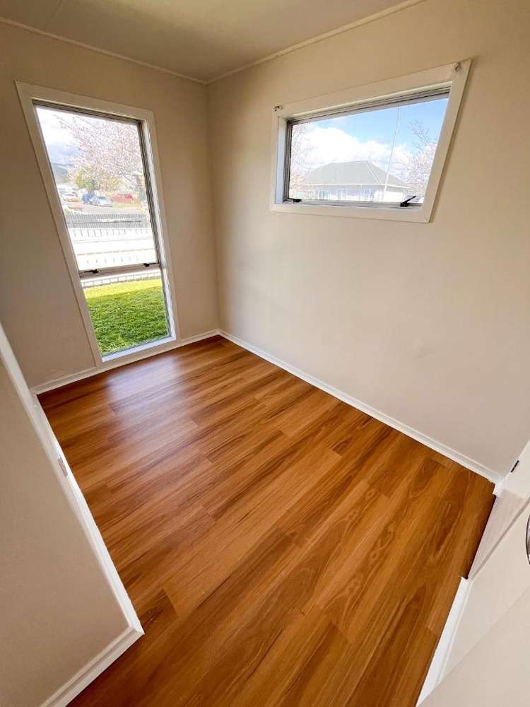 7 Guy Avenue 10516_5