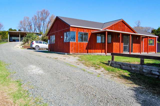 Lifestyle Living Close to Kaiwaka