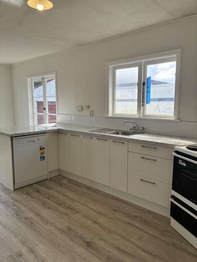 58A Sutton Crescent Papakura_1