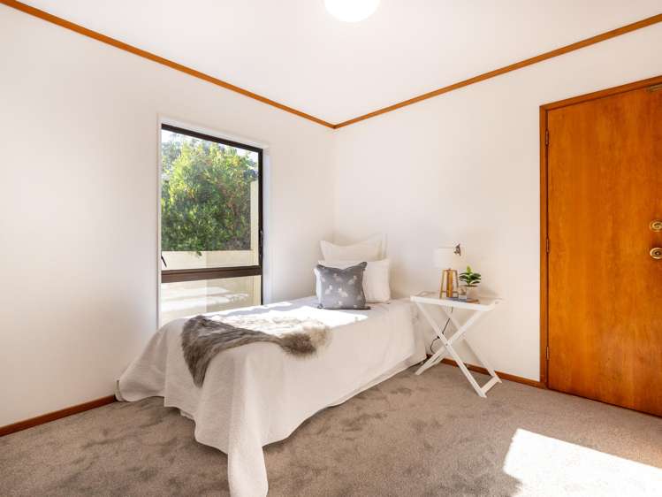 55 Beazley Avenue Paparangi_9