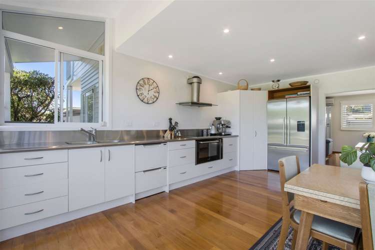 1 Queen Street Waihi Beach_4