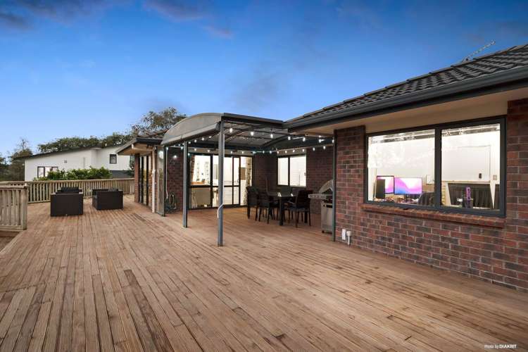 48 Shelter Drive Greenhithe_10